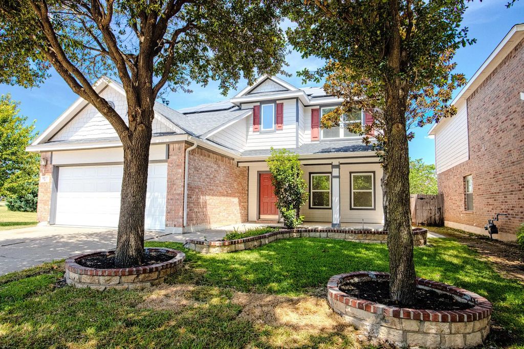 1501 Kingfisher Drive, Fort Worth
