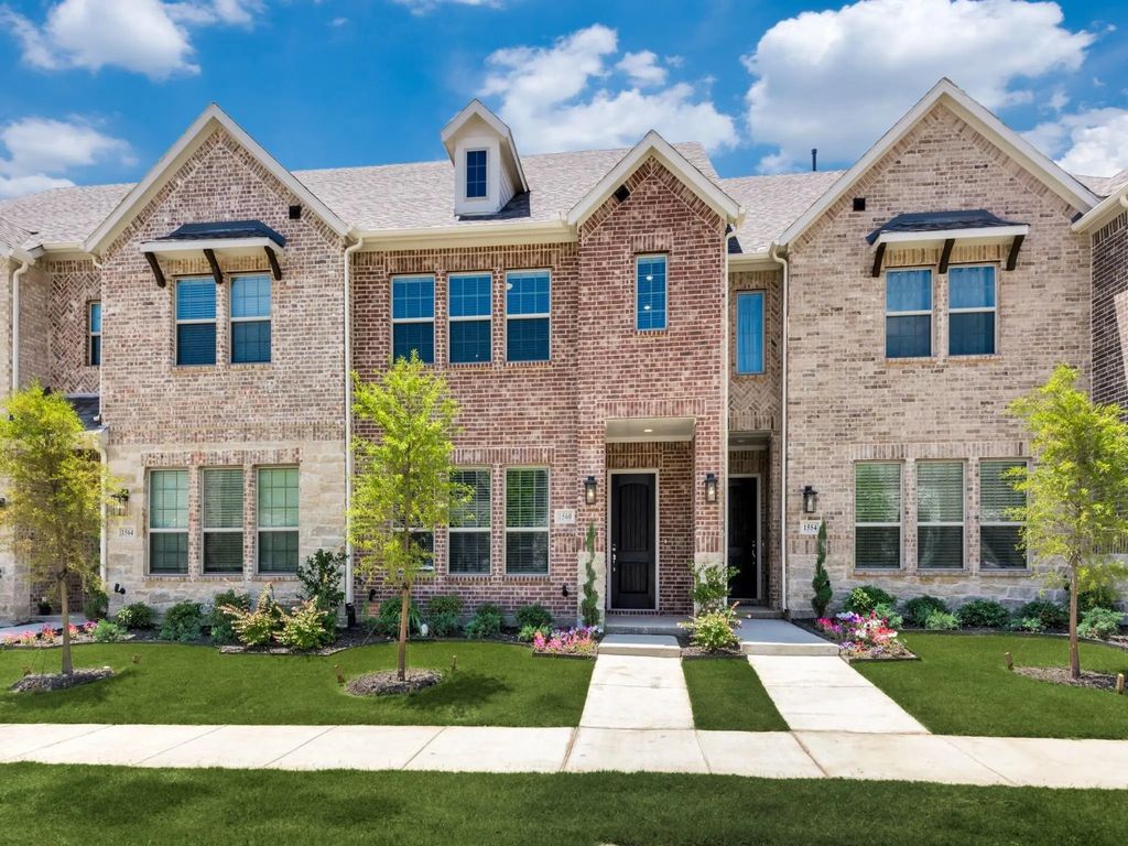 1560 Windermere Way, Farmers Branch