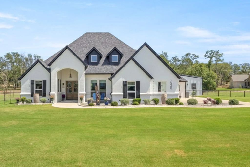 628 Winkler Way, Springtown