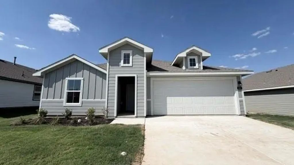 217 Mlm Parkway, Bridgeport