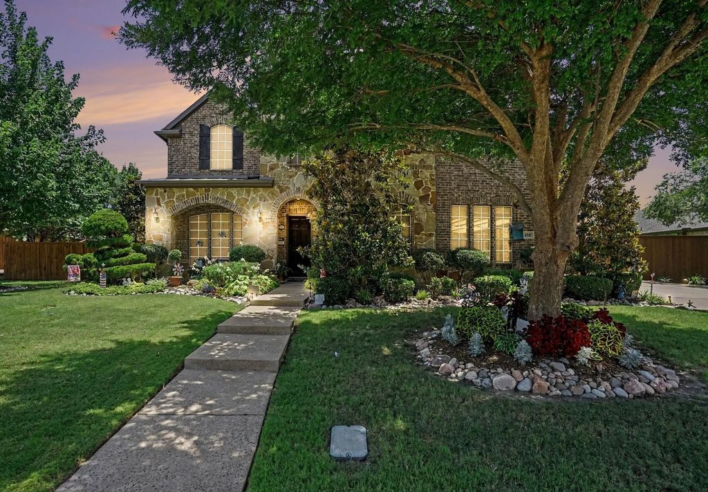 458 Whitewing Lane, Murphy