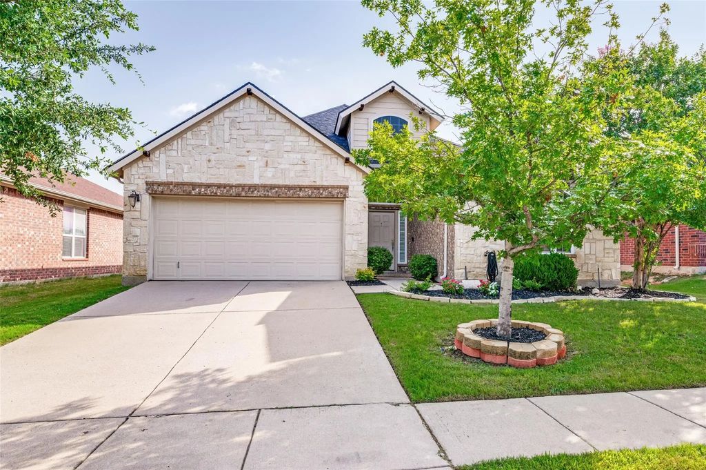 14608 Crystal Lake Drive, Little Elm