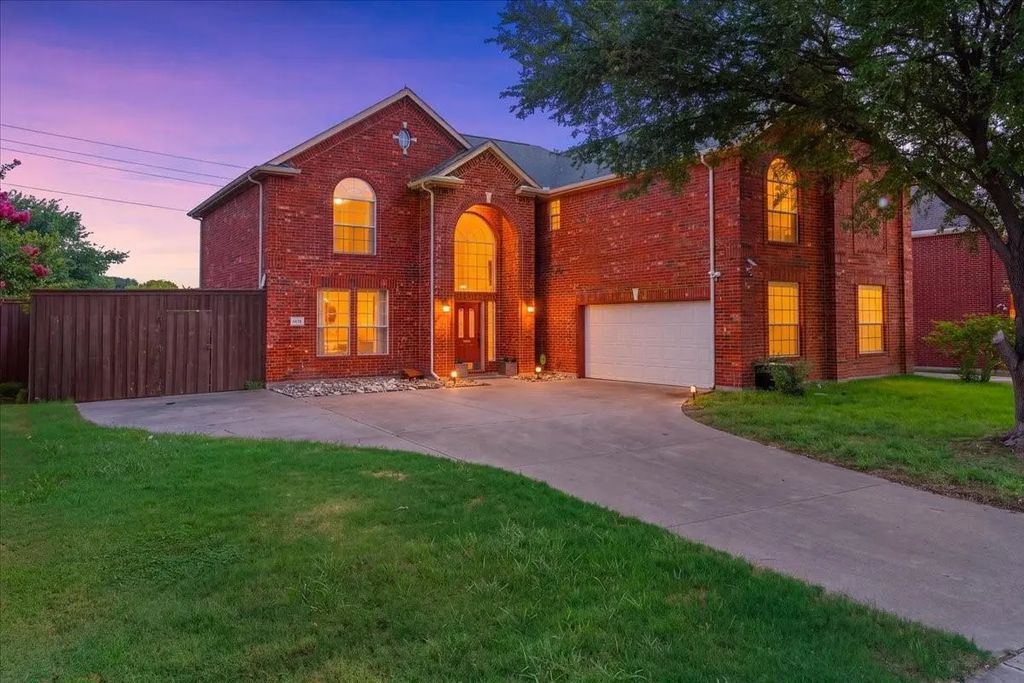 1013 Larkspur Drive, Allen