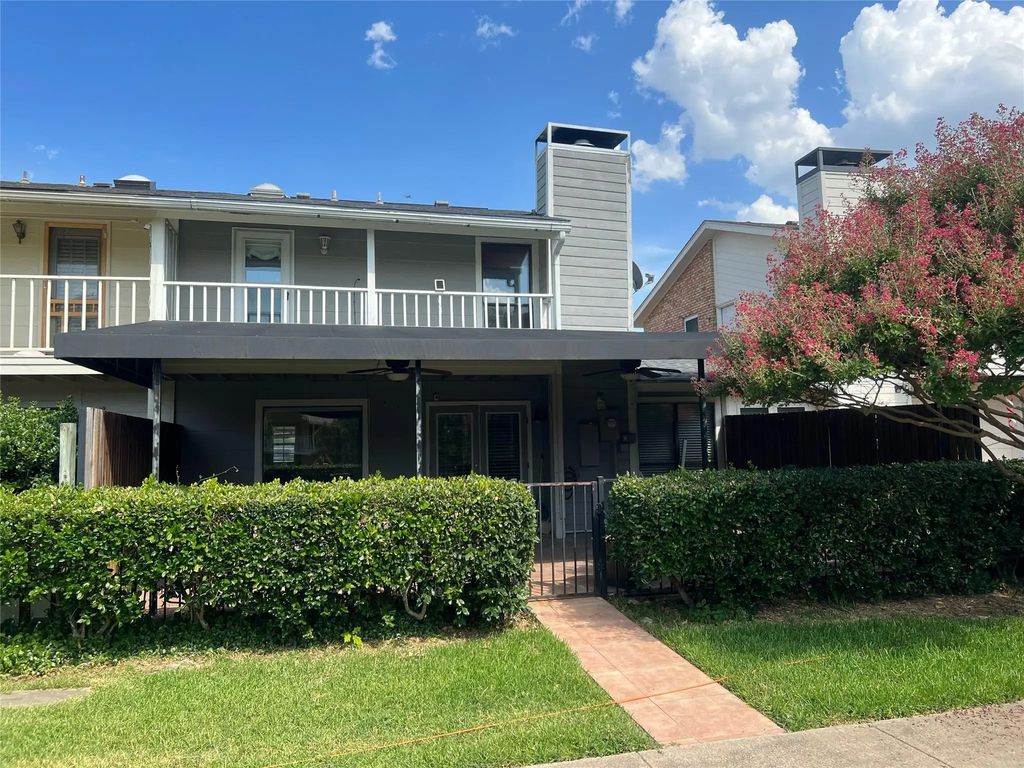 3650 Fore Circle, Farmers Branch