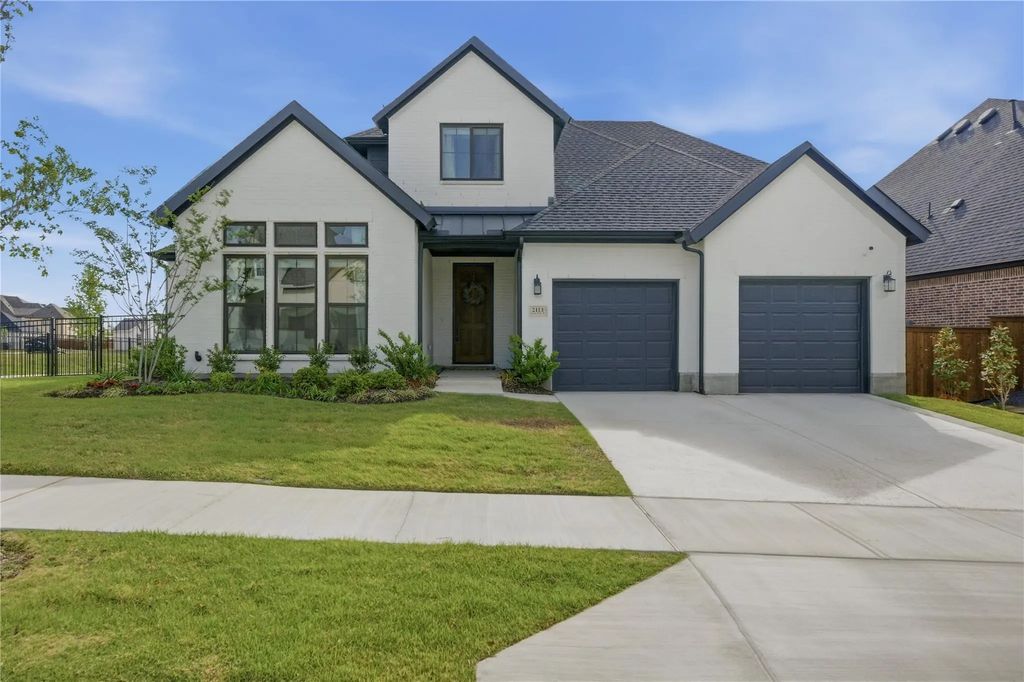 2113 Heather Hills Drive, Fort Worth