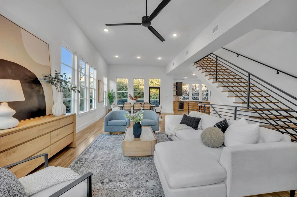 1512 Villars Street, Dallas
