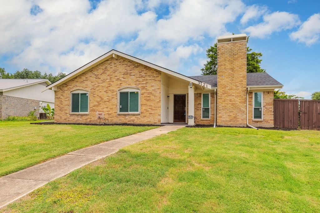 3121 Charter Oak Drive, Plano