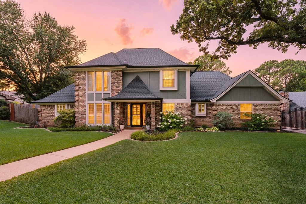 4102 Greenway Court, Colleyville