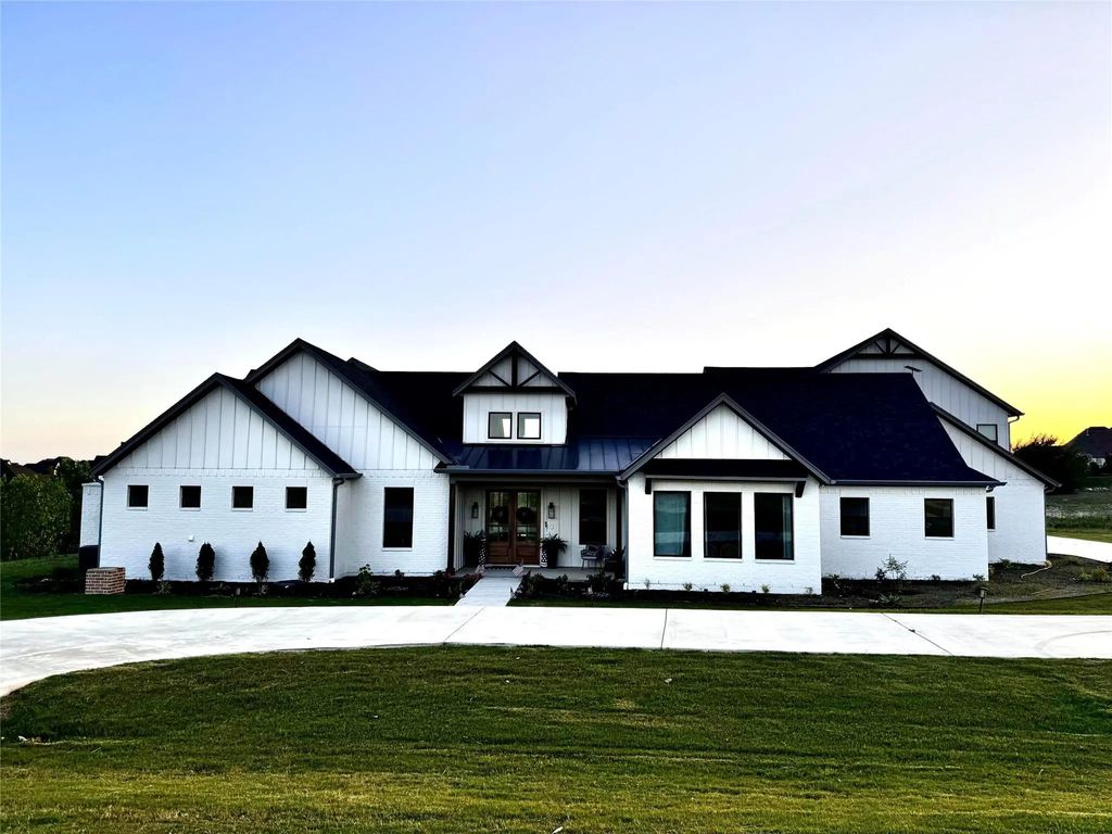 12301 Bella Sera Drive, Fort Worth