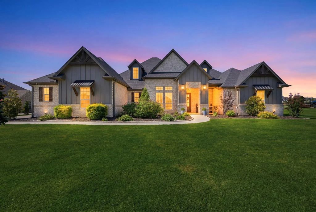 3324 Dakota Drive, Northlake