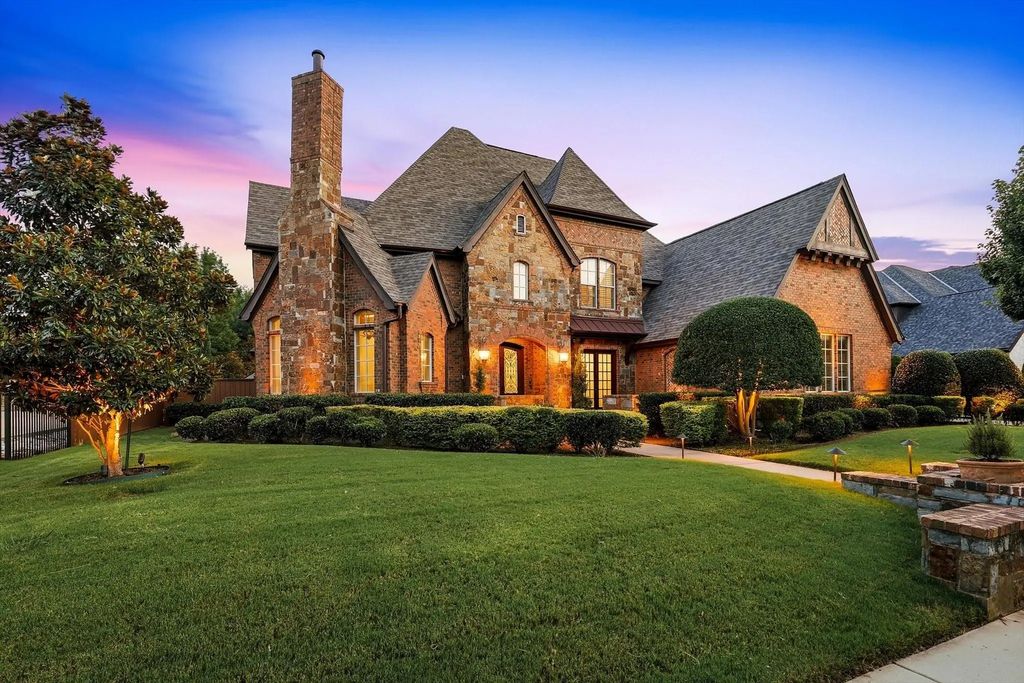 1805 Grosvenor Green, Colleyville