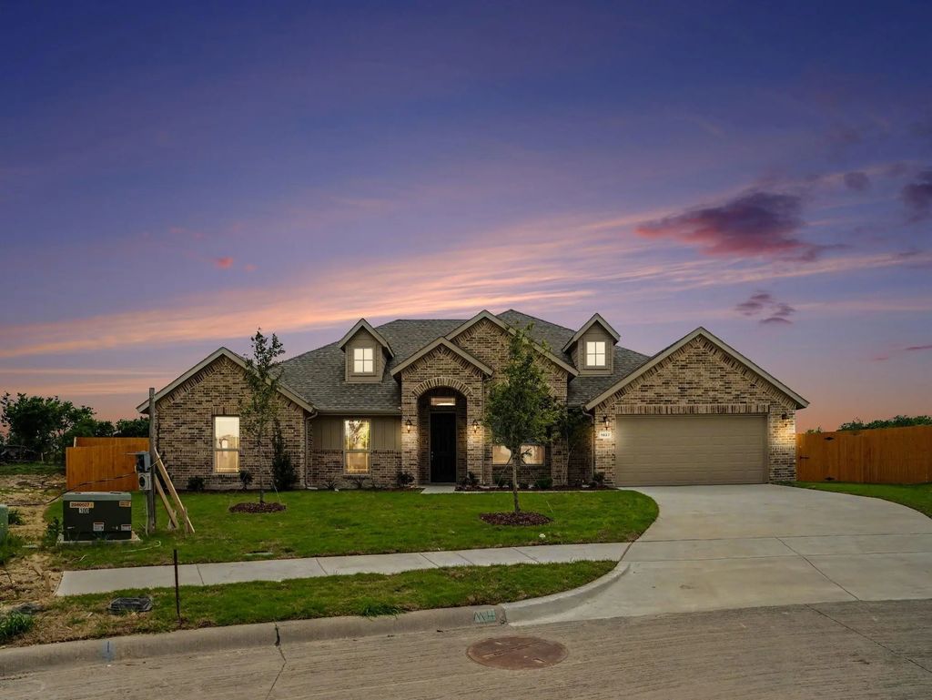 1027 Ella Drive, DeSoto