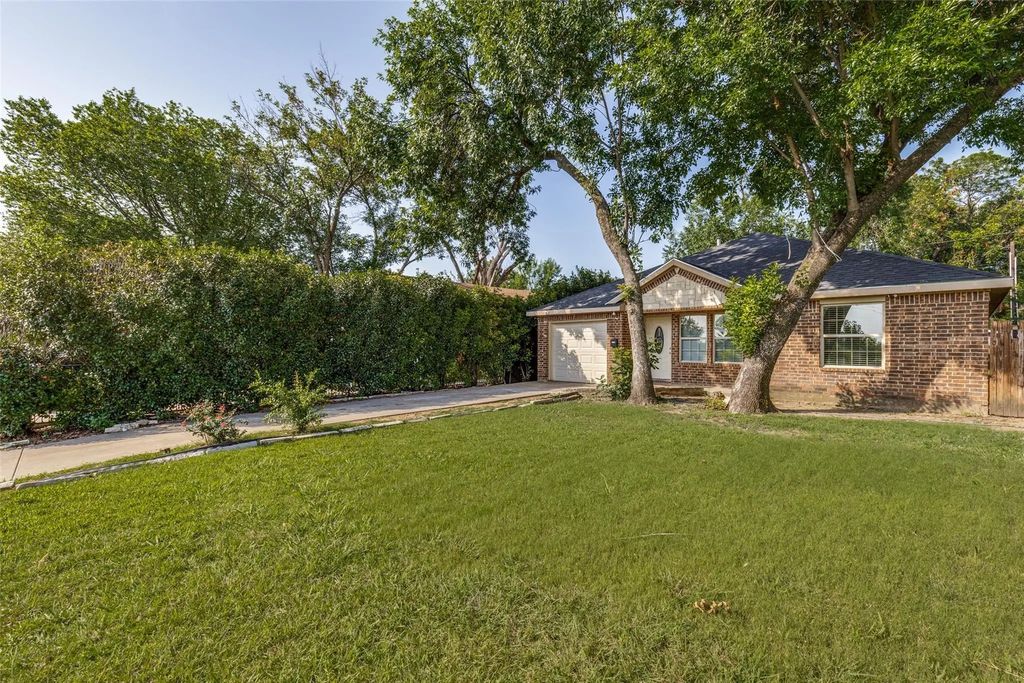 7217 Denton Drive, Dallas