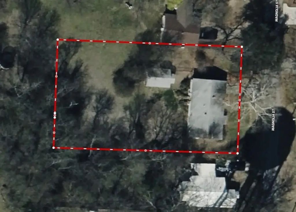 610 S Magnolia Avenue, Pottsboro