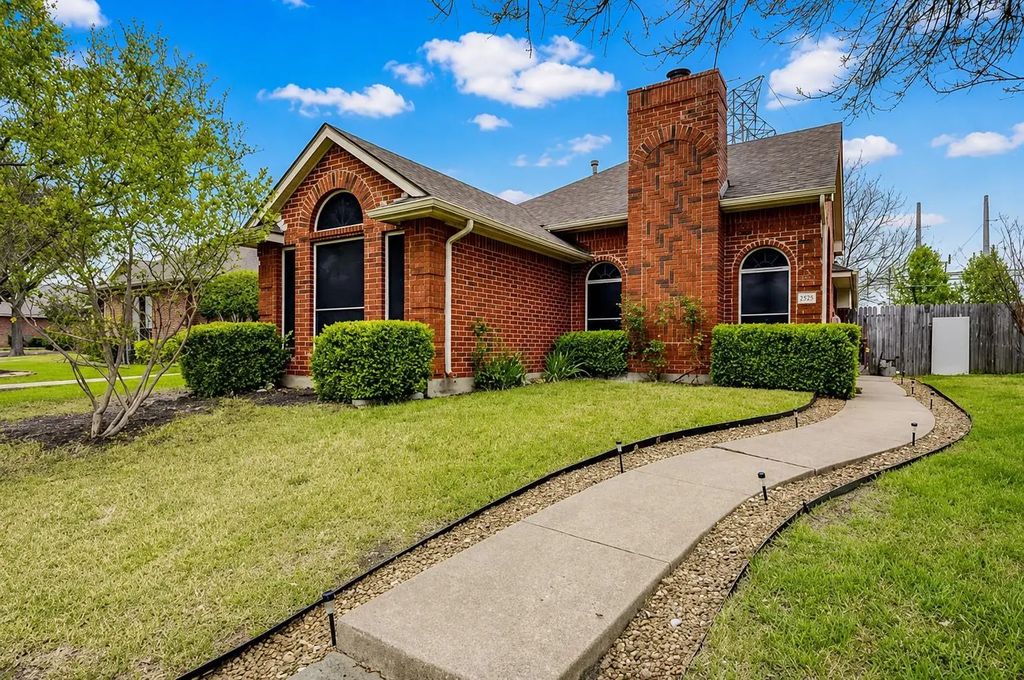928 Winding Creek Drive, Mesquite