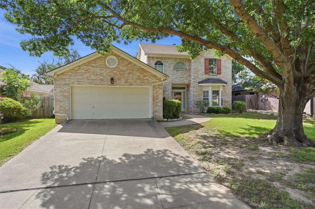 609 Carette Drive, Fort Worth