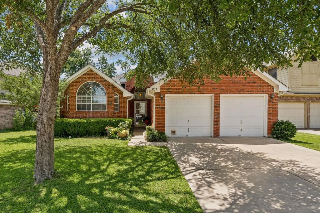 4912 Parkside Way, Fort Worth