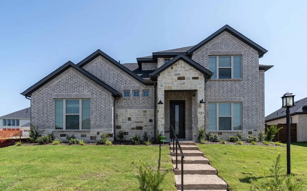 1713 Blossom Trail, Mesquite