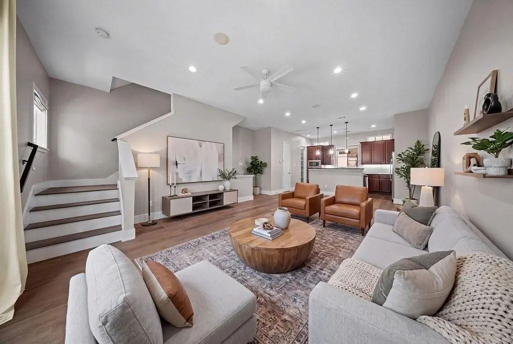 2335 Clark Street, Dallas