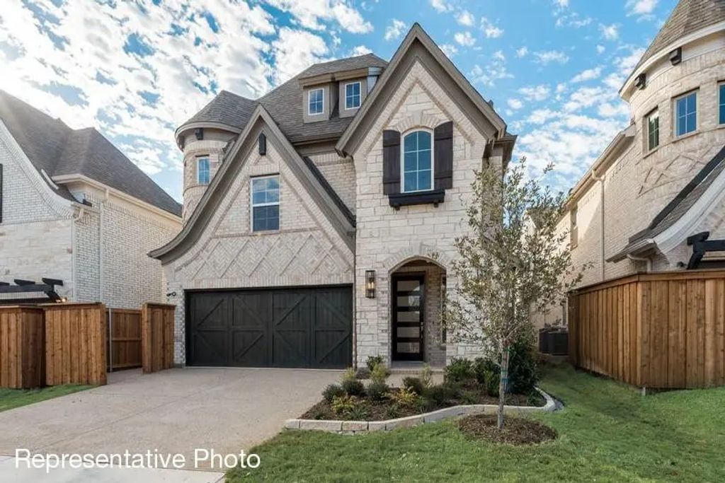 1525 Euclid Alley, Corinth