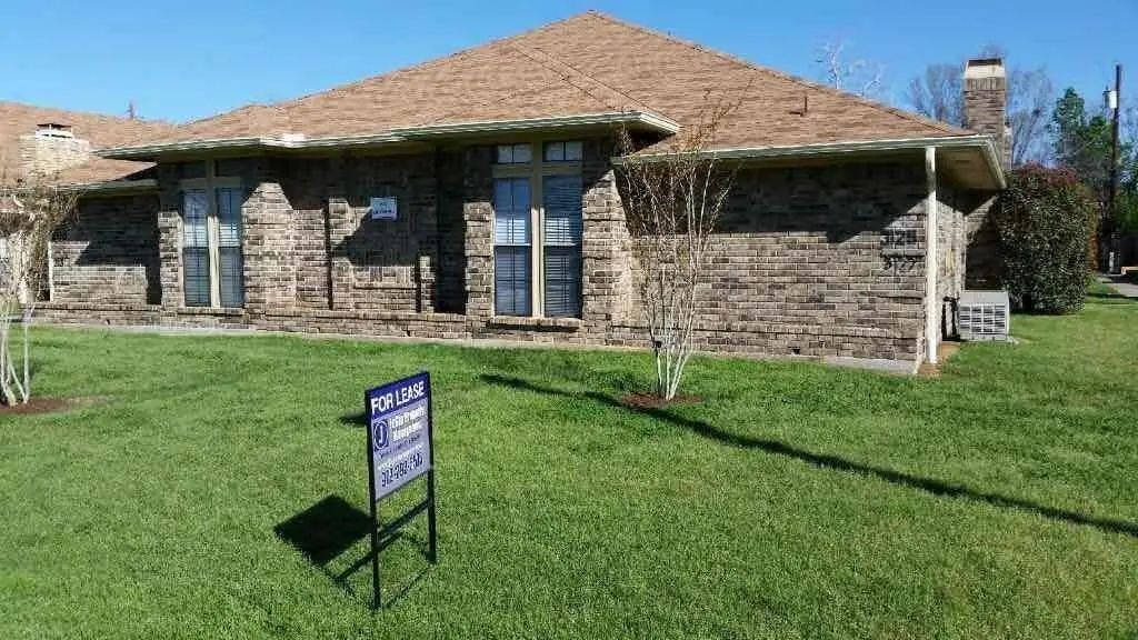 3125 Tudor Lane 3129, Irving