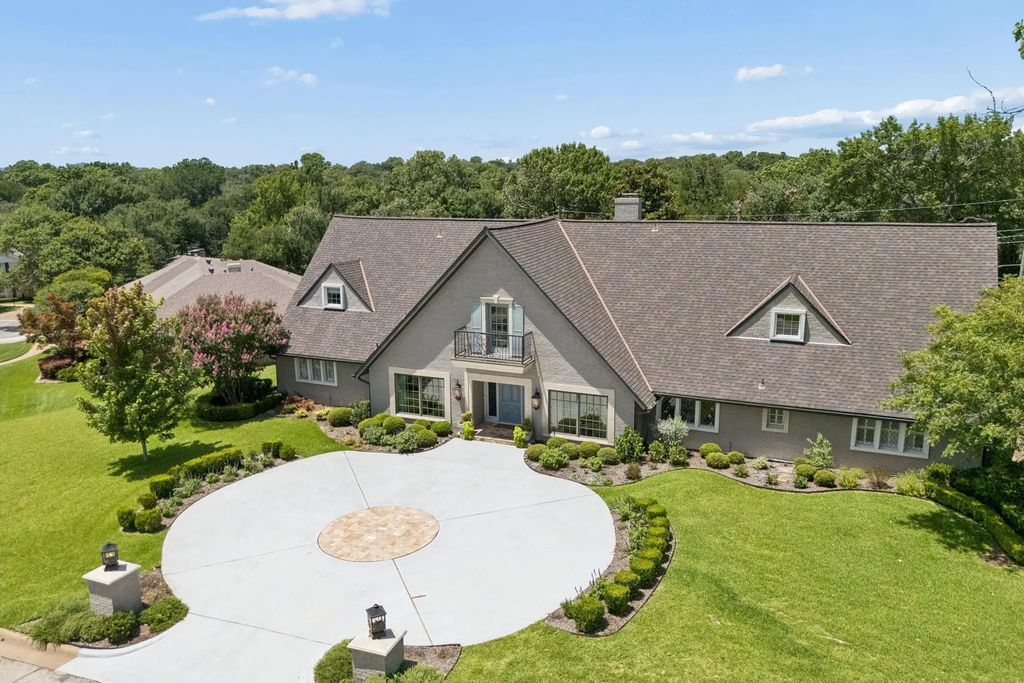 6829 Midcrest Drive, Dallas
