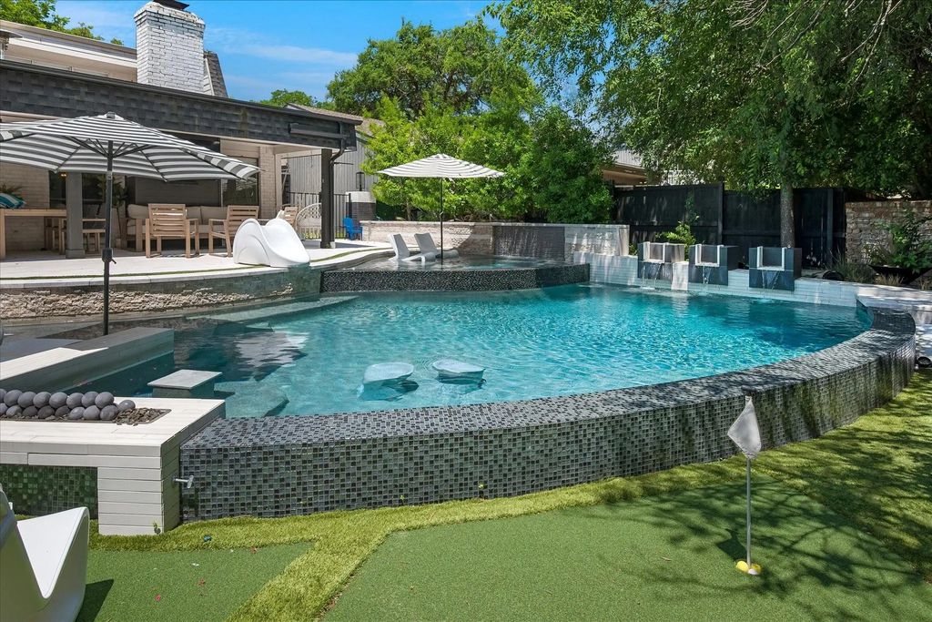 6506 Kathleen Court, Garland