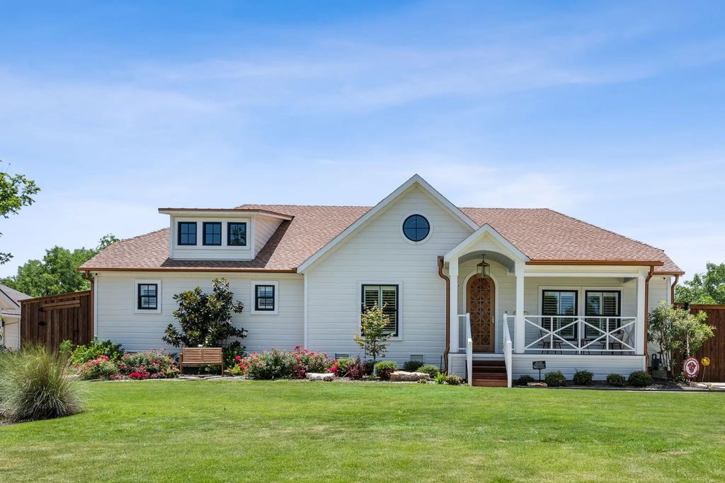 814 E Wall Street, Grapevine