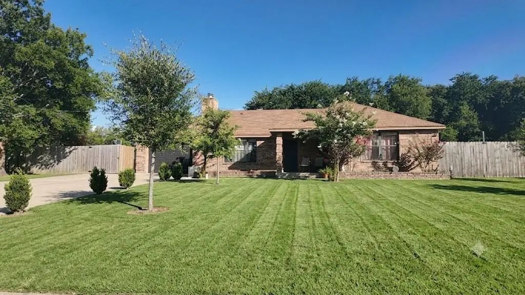 2532 Plaza Boulevard, Dallas
