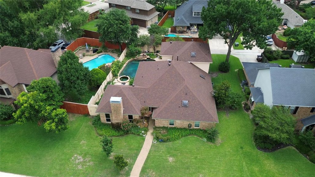 2204 Cardinal Drive, Plano