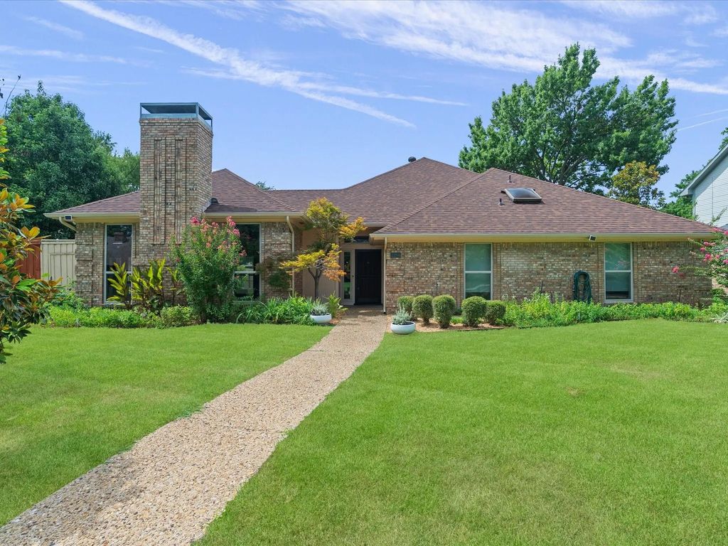 2204 Cardinal Drive, Plano