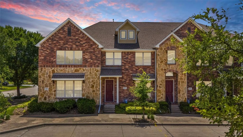 527 Matthew Place, Richardson