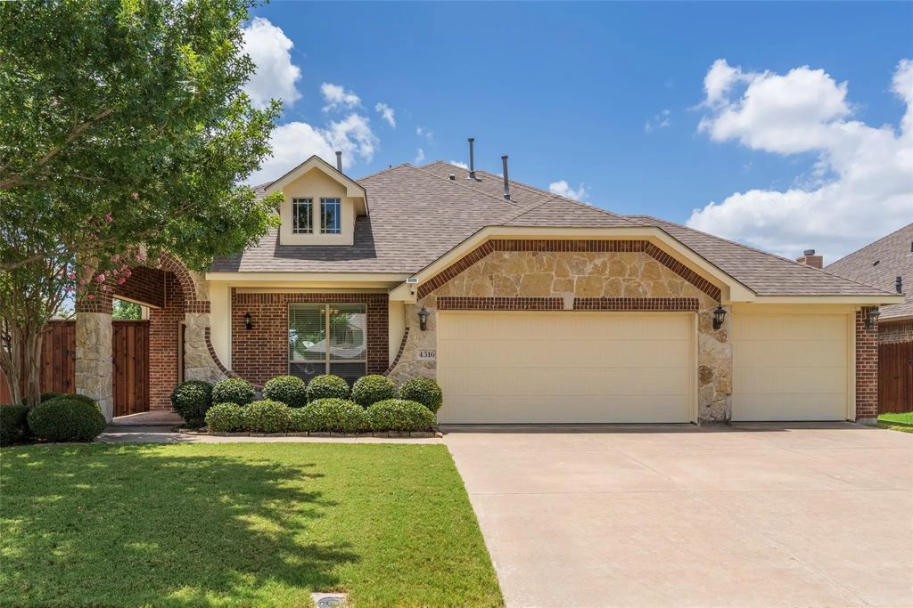 4316 Poppy Drive, Mansfield