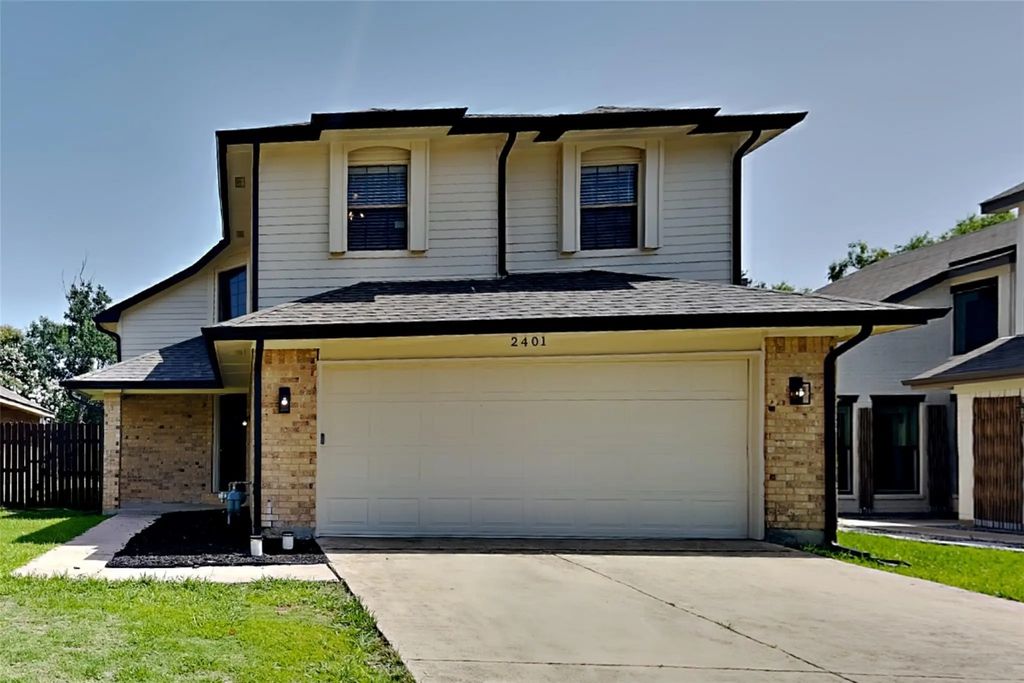 2104 Rose Cliff Lane, Carrollton