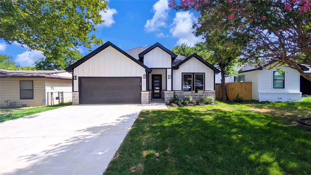 5624 Hiett Court, Fort Worth