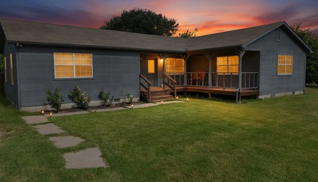 6676 Little Creek Drive, Quinlan