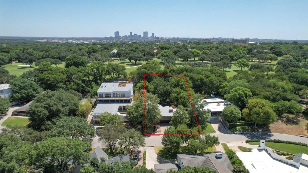 409 Hazelwood Drive, Fort Worth