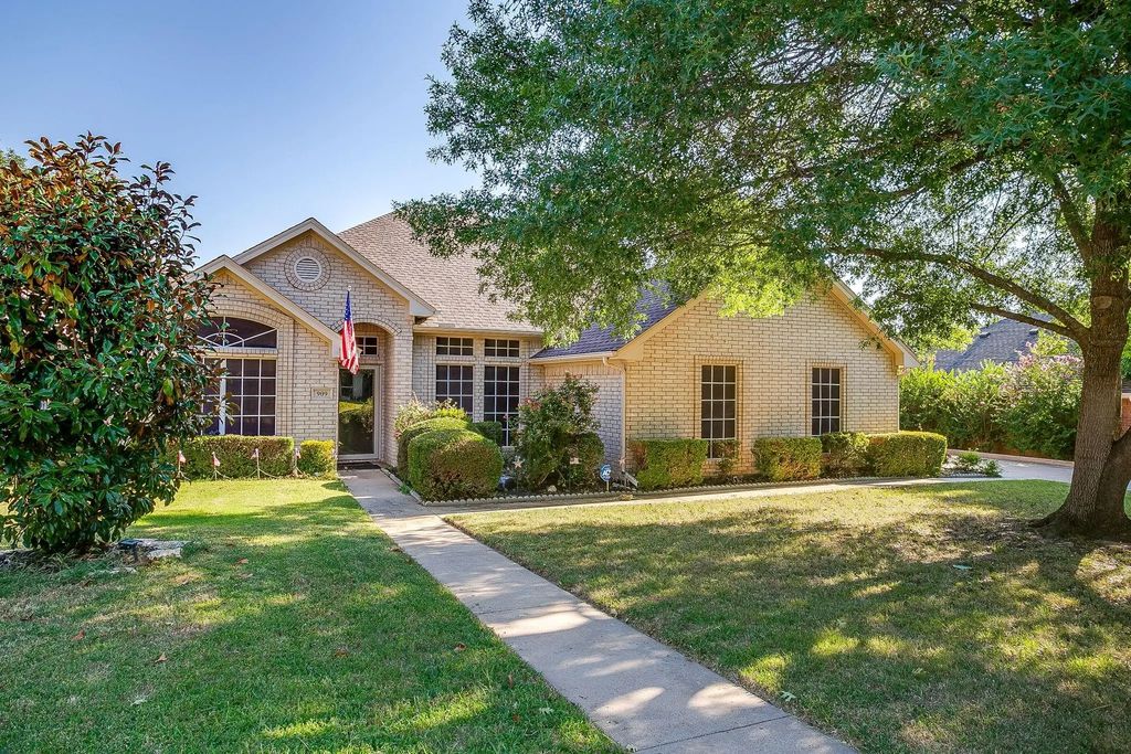 909 Overton Drive, Weatherford