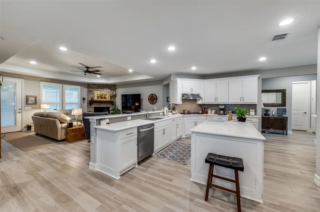 1116 Cornerstone Drive, Little Elm