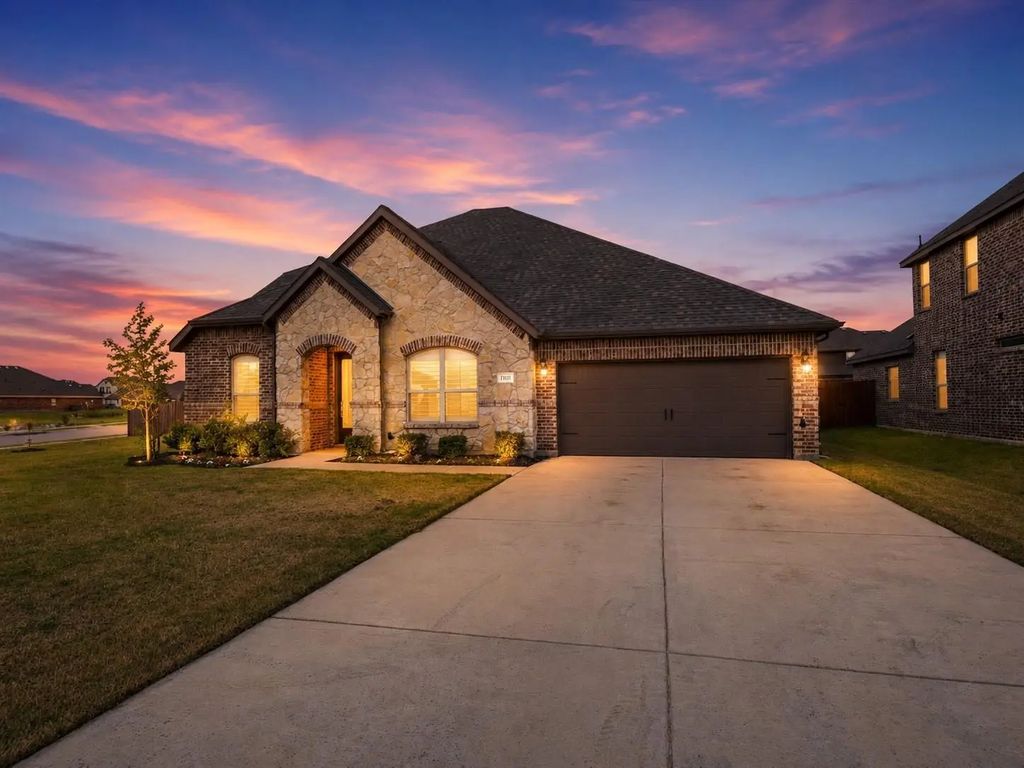 1601 Radecke Road, Krum