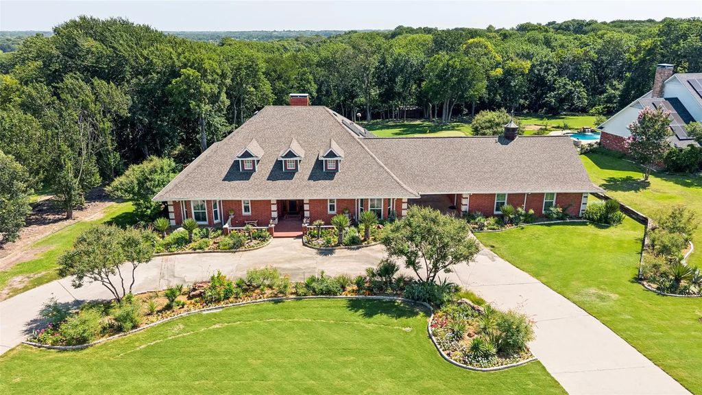 9 Country Ridge Road, Melissa