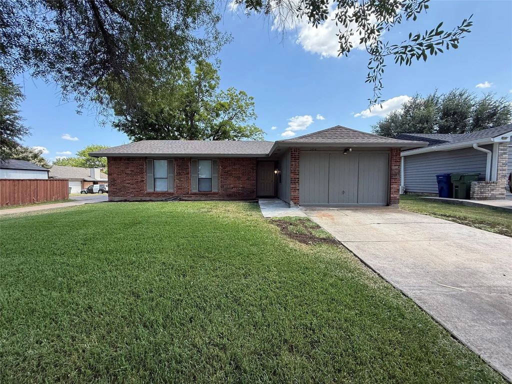 1434 Lavendale Lane, Garland