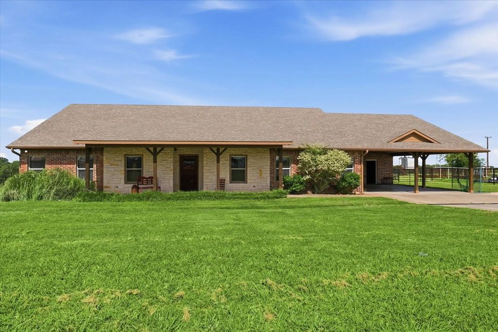 169 Sears Road, Bells