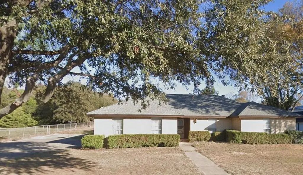 316 Oak Valley, Colleyville