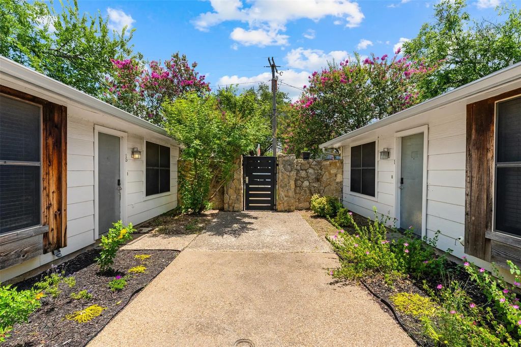 1405 Speight Avenue 1, Waco