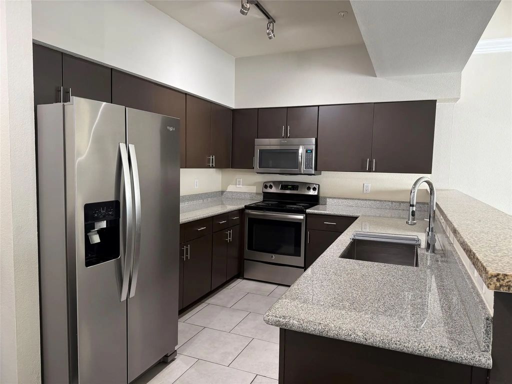 3102 Kings Road 3305, Dallas