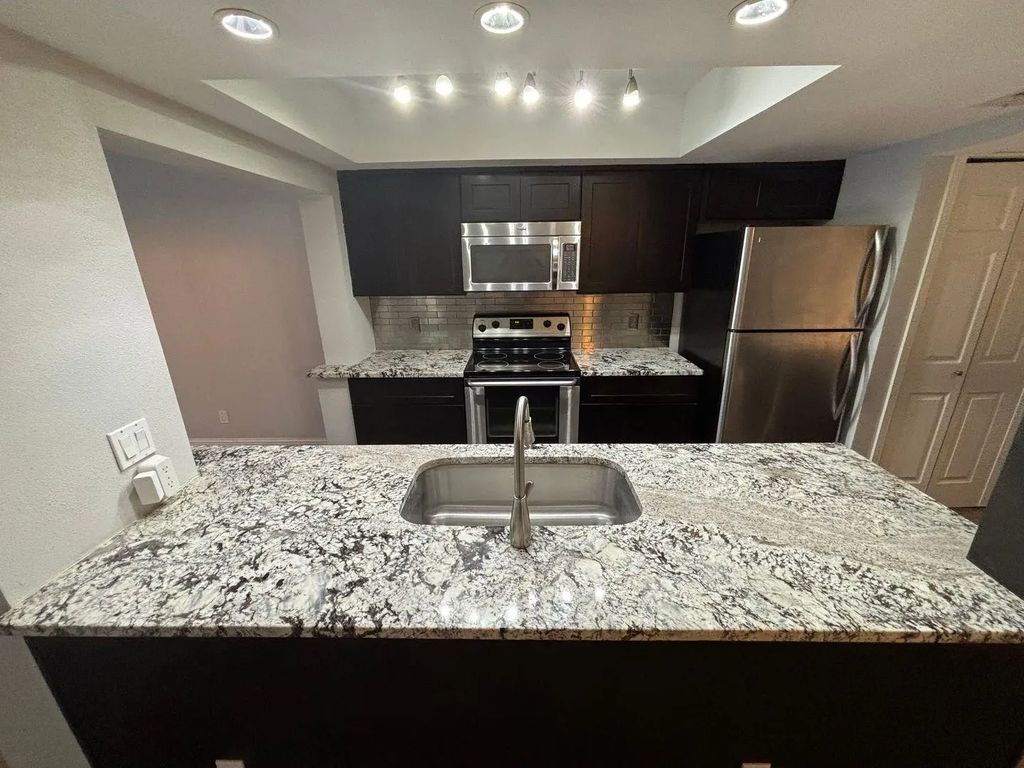 4537 N O Connor Road 1222, Irving