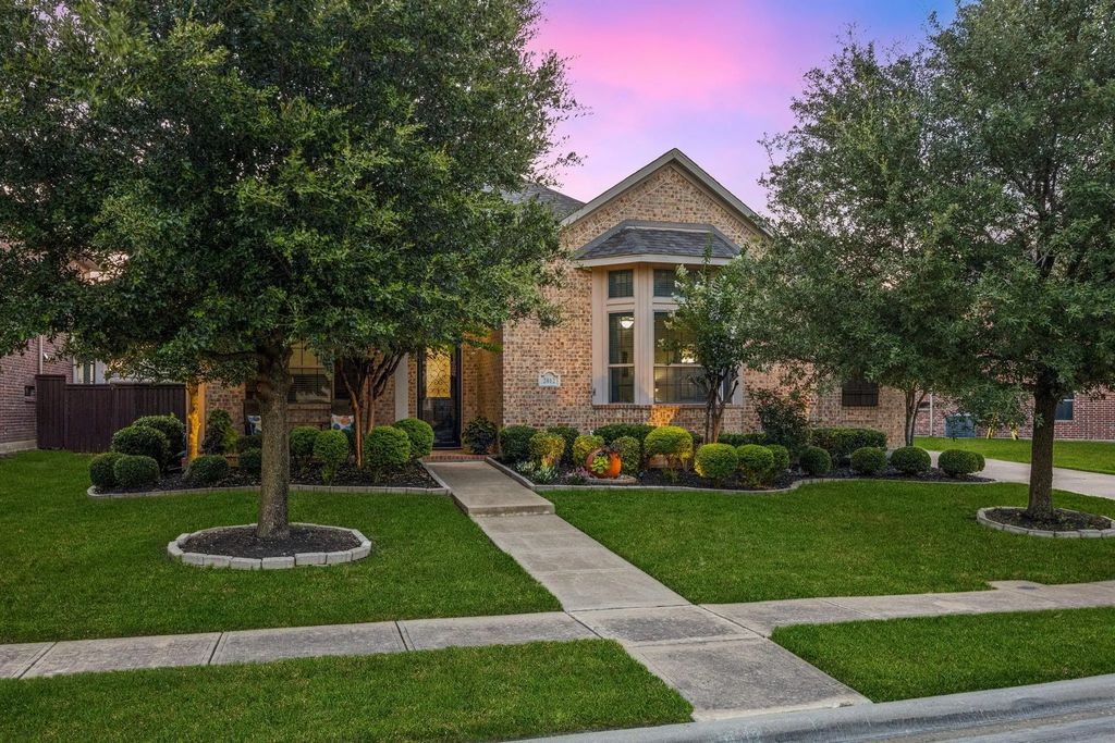 2012 Yosemite Lane, Keller