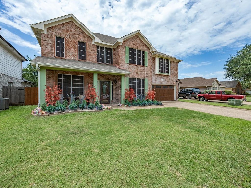 4008 Falcon Ridge Drive, Haltom City
