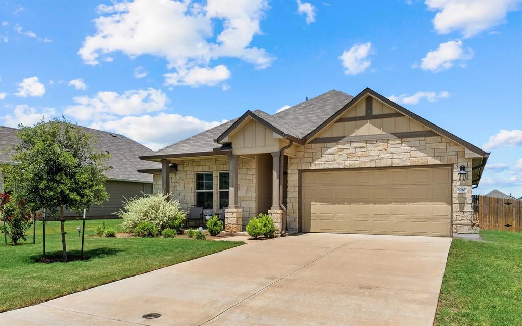 10805 Peperak Court, Waco